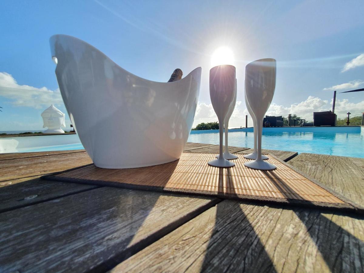 Villa Deluxe L'Hacienda Villa Vue Mer 180 Piscine Jacuzzi Proche Plage Marina Golf Pointe Des Chateaux Et Casino Jardin Clos Voyage Durable Сен-Франсуа Экстерьер фото