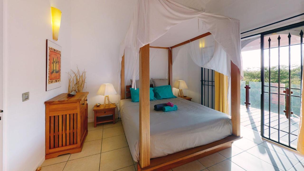 Villa Deluxe L'Hacienda Villa Vue Mer 180 Piscine Jacuzzi Proche Plage Marina Golf Pointe Des Chateaux Et Casino Jardin Clos Voyage Durable Сен-Франсуа Экстерьер фото