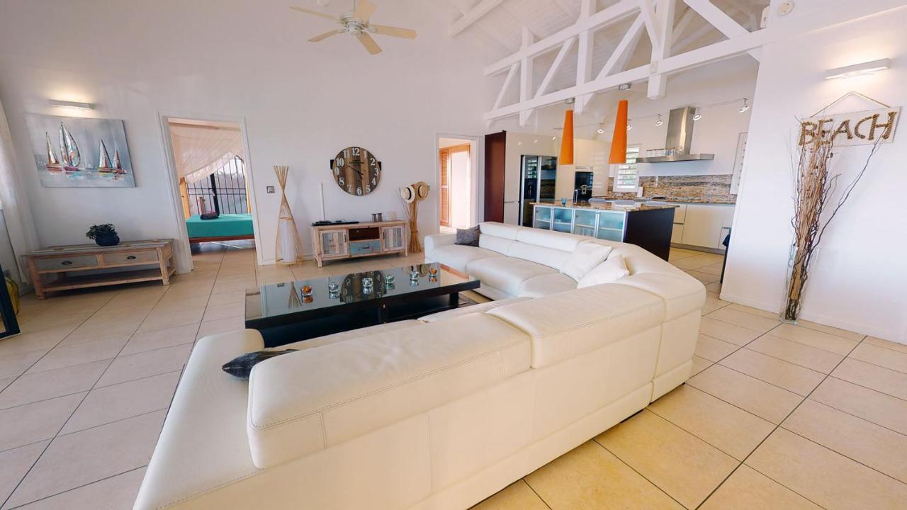 Villa Deluxe L'Hacienda Villa Vue Mer 180 Piscine Jacuzzi Proche Plage Marina Golf Pointe Des Chateaux Et Casino Jardin Clos Voyage Durable Сен-Франсуа Экстерьер фото